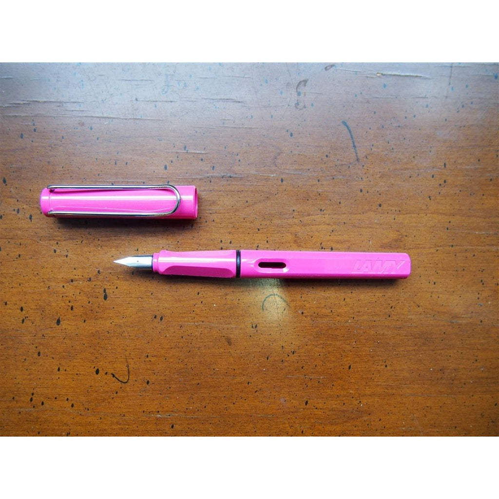 Lamy Safari Fountain Pen - Pink