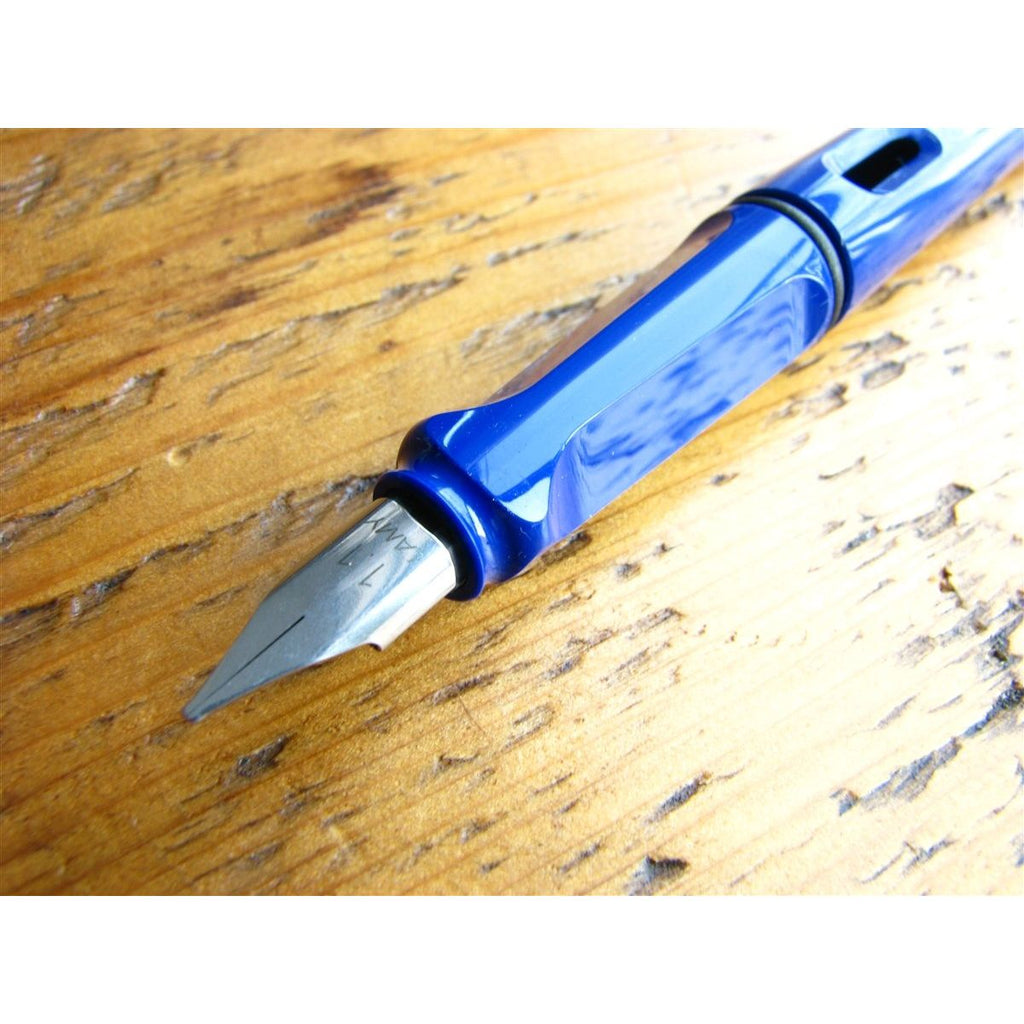Lamy Safari Fountain Pen - Blue