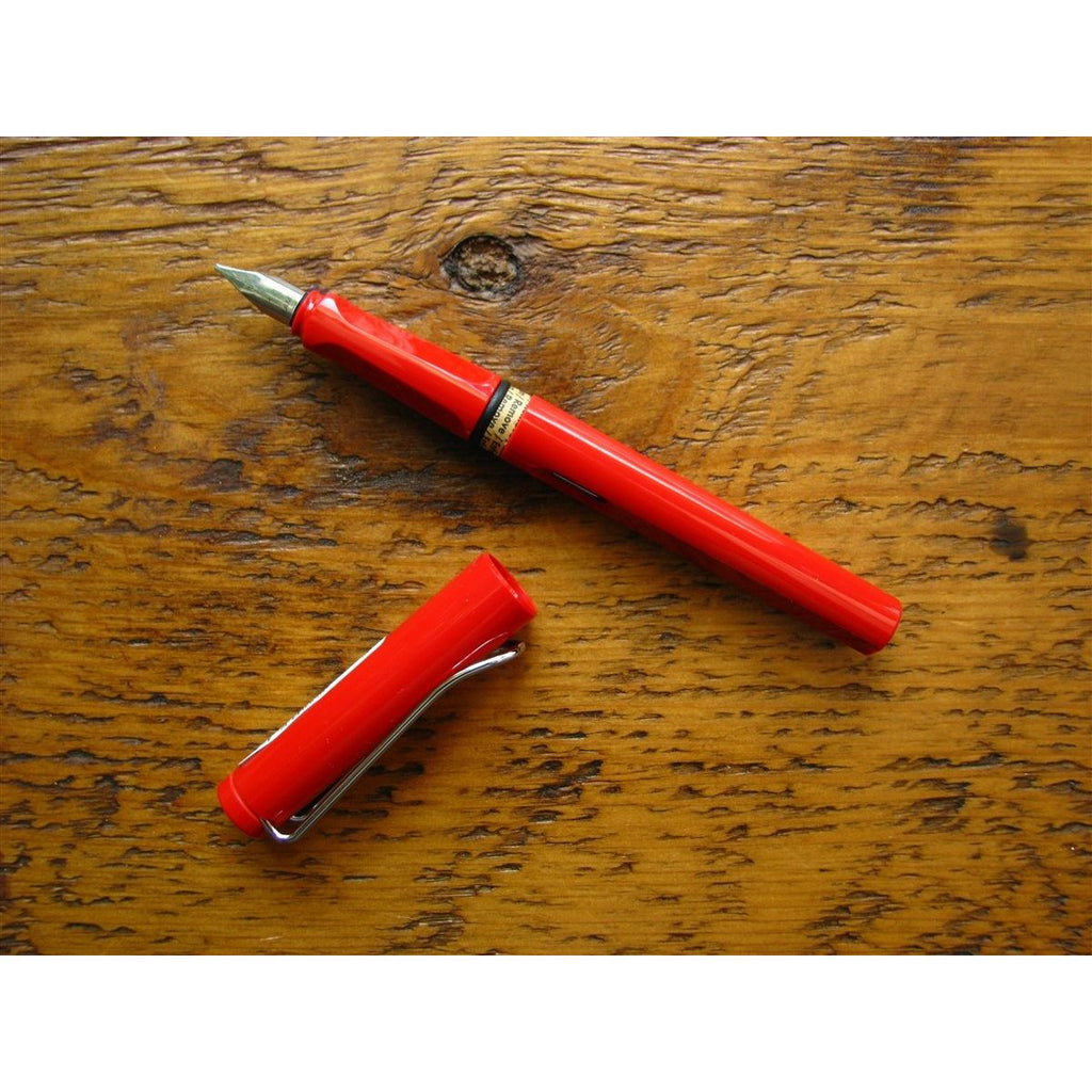 Lamy Safari Fountain Pen - Red