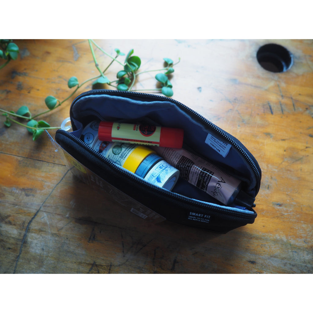 Lihit Lab - Wide Open Pen Case Smart Fit - Black (A-7688-24)