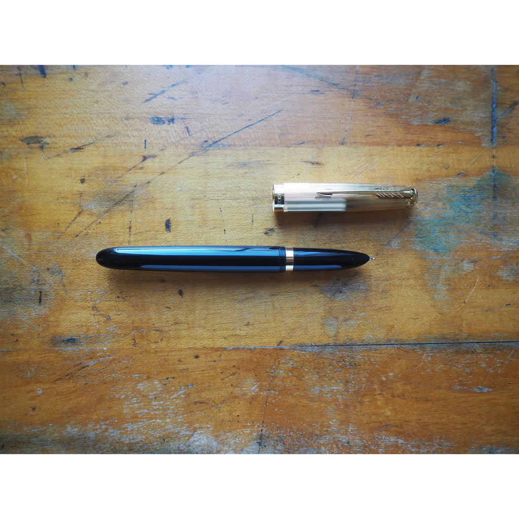 Parker 51 Fountain Pen - Premium Black GT (18K)