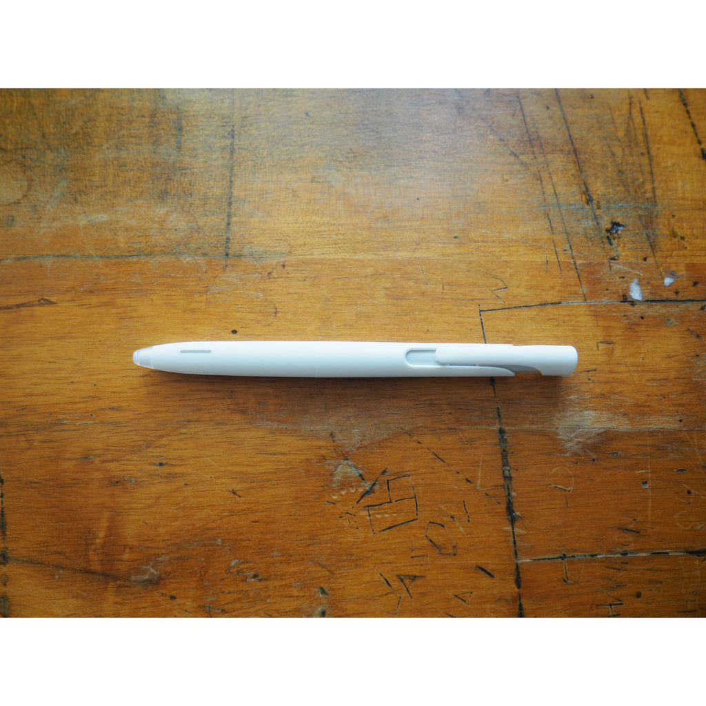 Zebra - Blen Emulsion Ballpoint Pen 0.7 - White Body Black Ink (BA88-W)