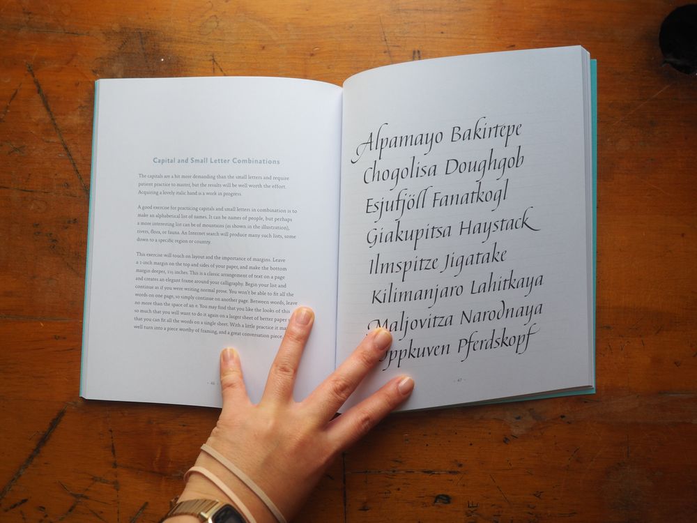 Calligraphy & Lettering: A Maker's Guide by Victoria and Albert Museum ...