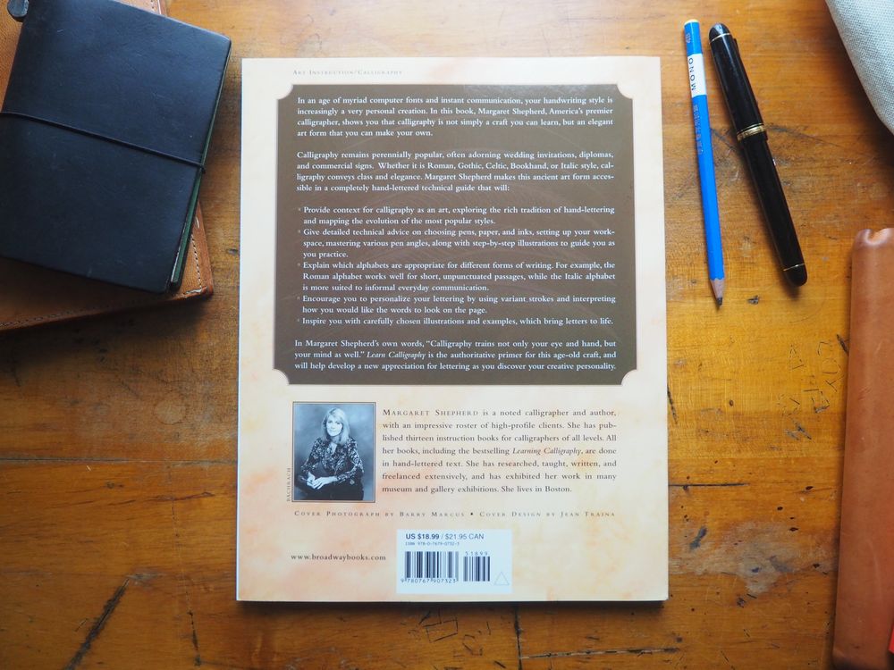 Calligraphy & Lettering: A Maker's Guide by Victoria and Albert Museum ...