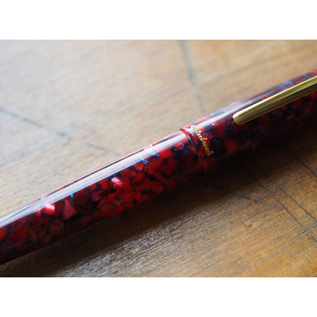 Esterbrook Estie Oversize Fountain Pen - Scarlet with Gold Trim