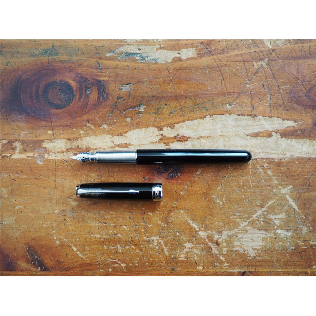 Parker Sonnet Fountain Pen - Black Lacquer CT - 18K