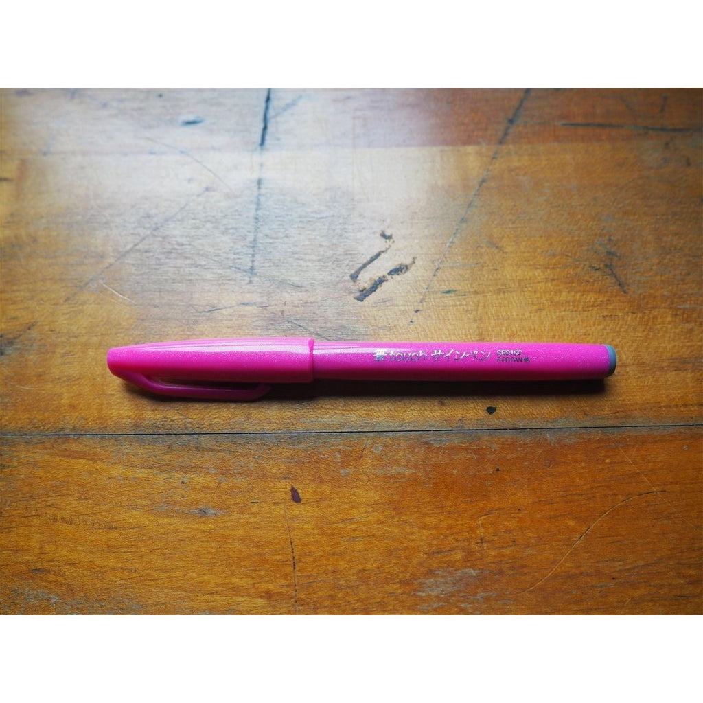 Pentel Brush Sign Pen - Pink