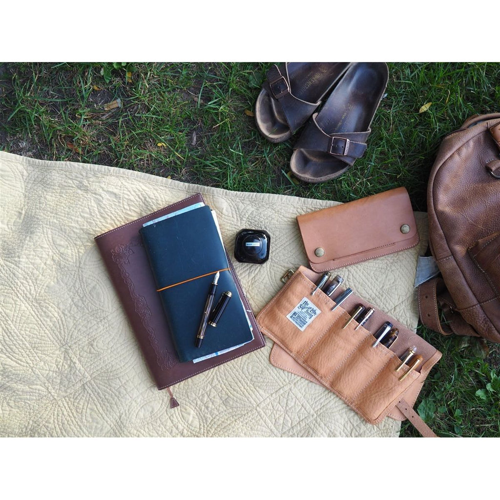 The Superior Labor Leather Pen Roll - Natural